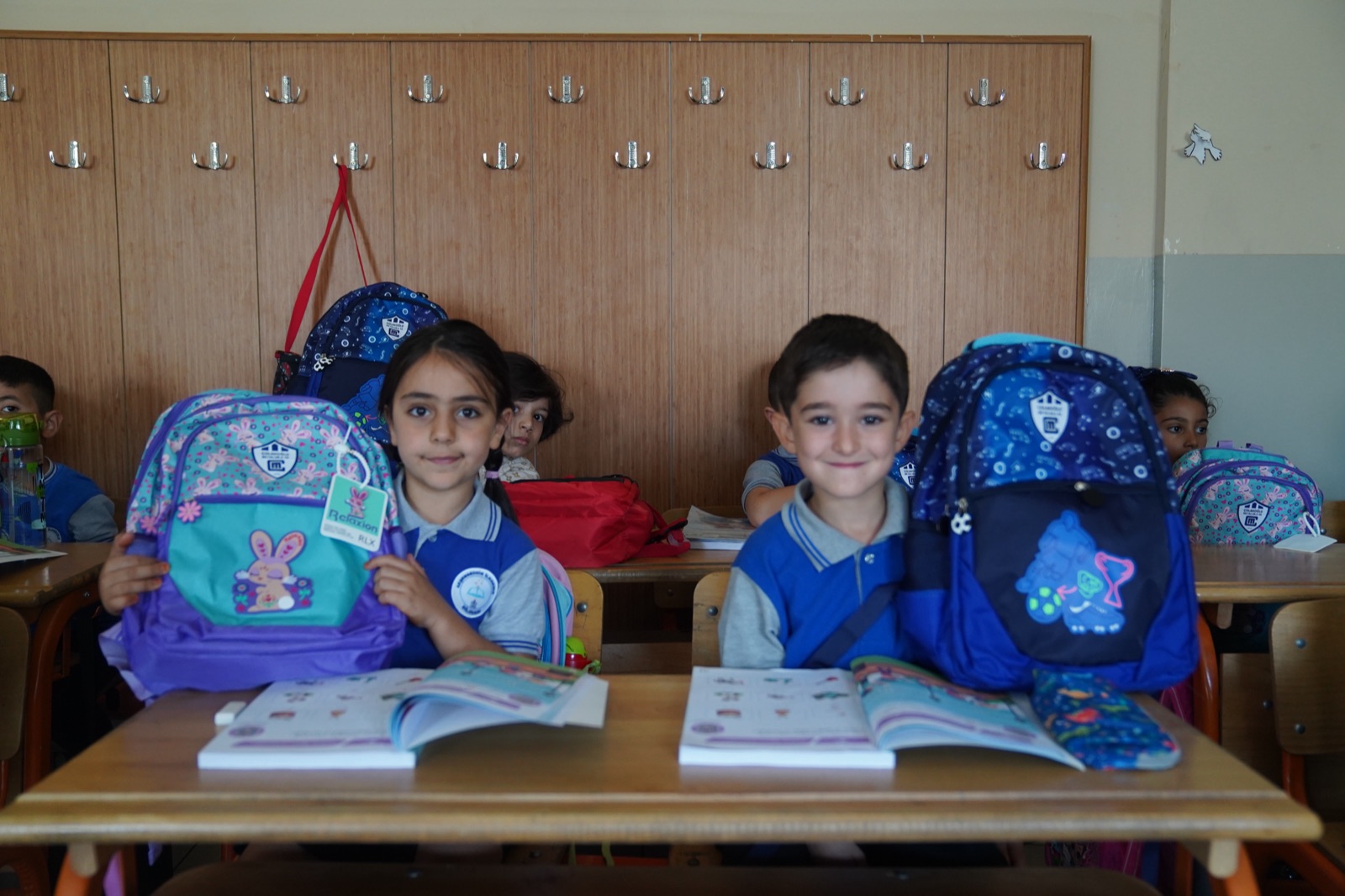 Kırtasiye malzemesi dağıtımı